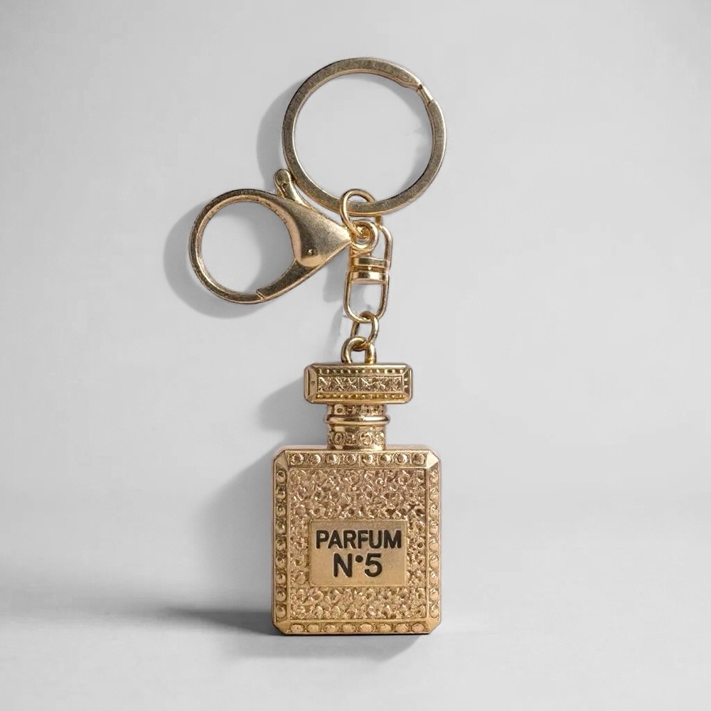 Gold Parfum No. 5 Keychain